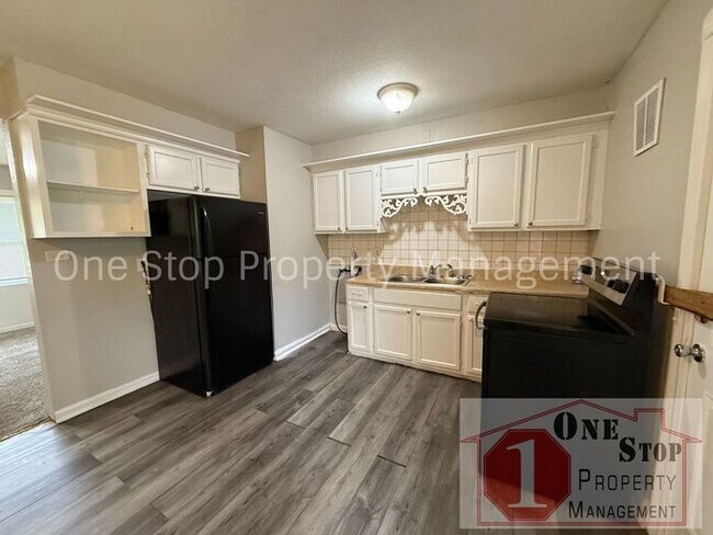 Foto del edificio - 3 bedroom, 1 Bathroom Home in Kansas City!!