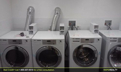 Building Photo - 196 Macon St