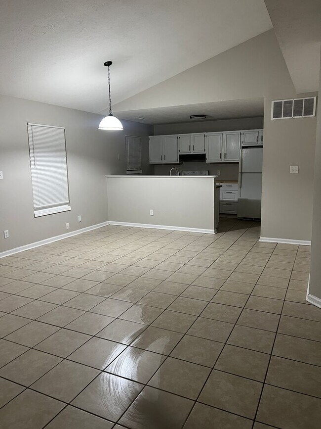 Photo - 3 Bed newly remodeled, single-family home located in the vibrant city of Indianapolis!