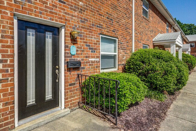 Building Photo - Remuda Crossing