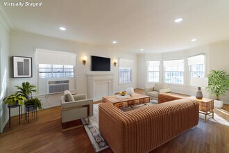 Building Photo - 452 S New Hampshire Ave