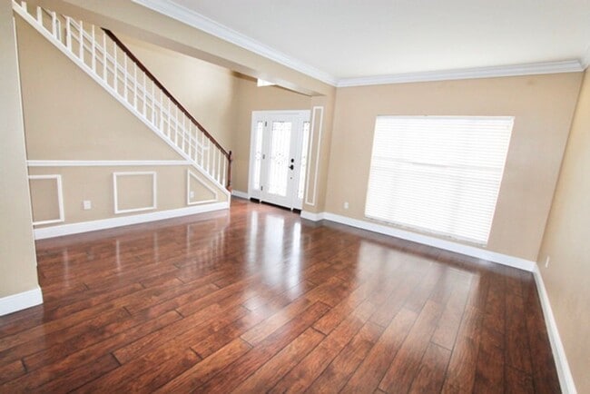 Building Photo - Lake Mary - 4 Bedroom, 2.5 Bathroom- $2750.00