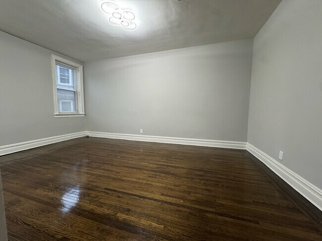 225 Union St 5 - 223 Union St