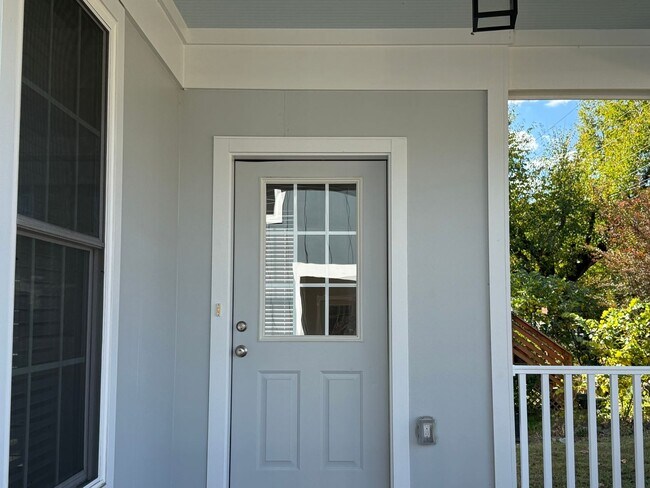 Foto del edificio - 908 Nasau Street