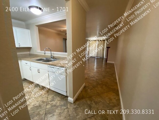 Building Photo - 2400 Eilers Ln