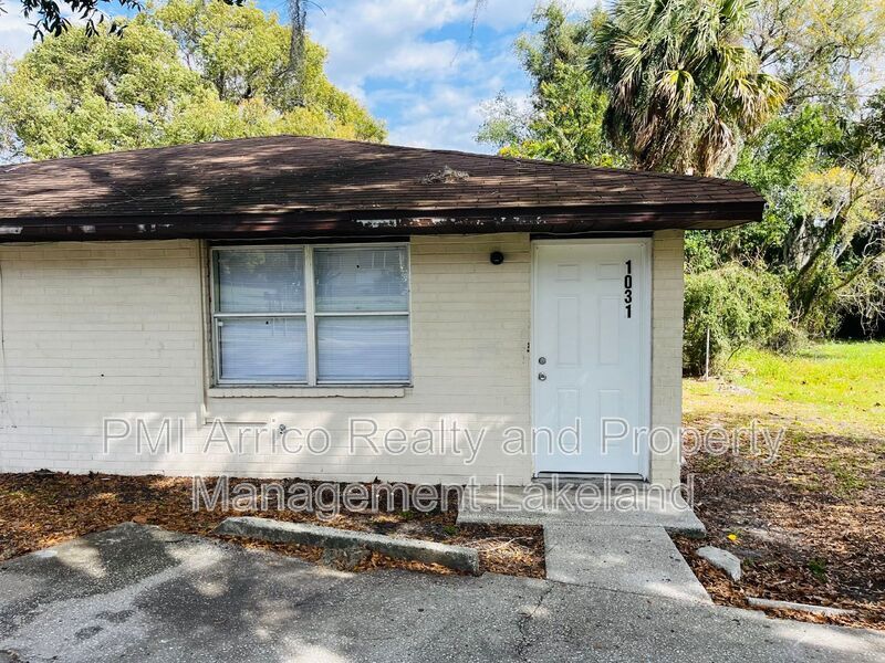 Foto principal - 1031 Crestview Ave