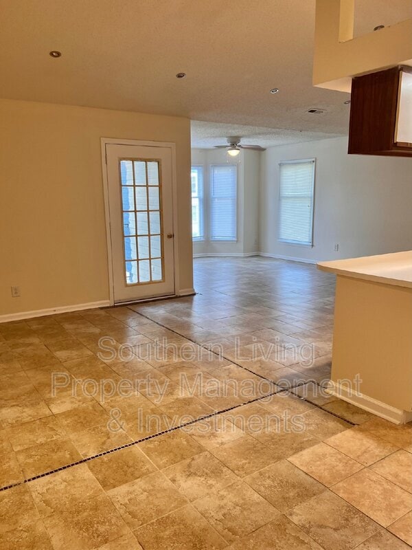 Building Photo - 7368 Rose Terrace Ct