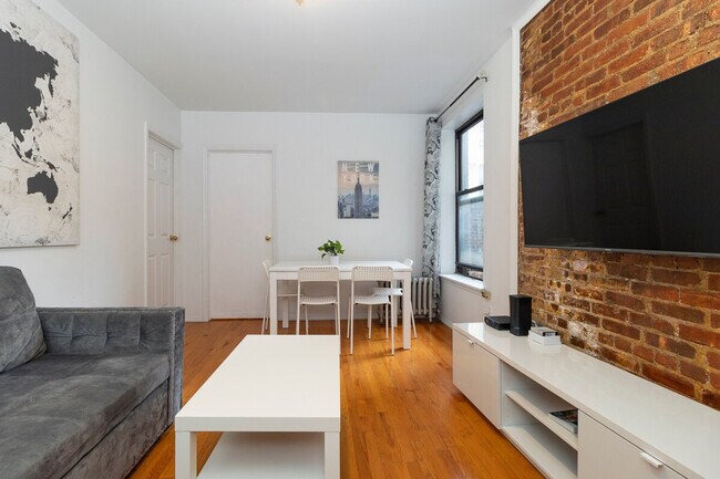 Foto del edificio - 1794 1st Ave