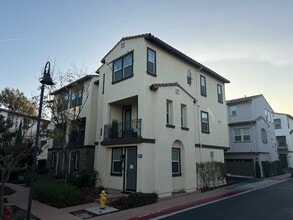 Building Photo - 4229 Msn Ranch Wy