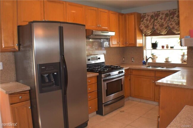 Foto del edificio - 3 br, 2 bath House - 17745 Welby Way