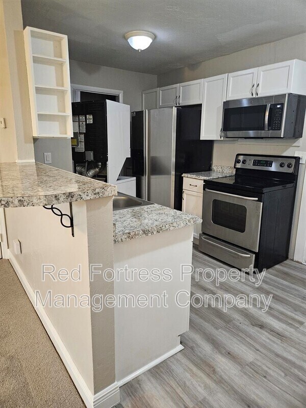 Foto del edificio - 1125 Gerald Ave