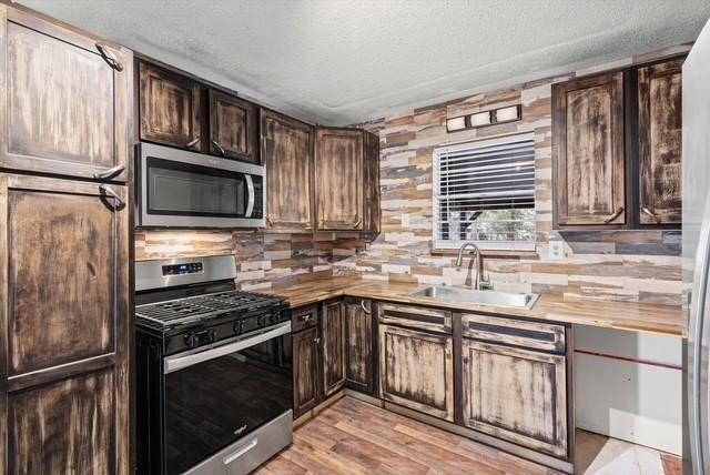 Building Photo - 7411 Wigfield Rd