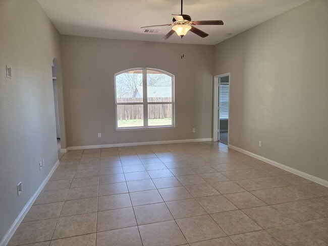 Photo - Denton, Texas Apartment