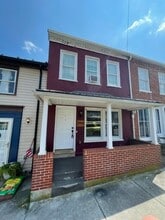 Building Photo - 115 Cumberland St