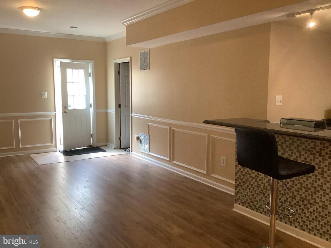 Foto principal - 8204 Brandywine Dr