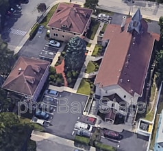 Building Photo - 27 St James Ave