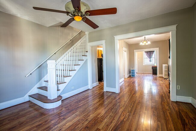 Foto del edificio - Amazing 3 BR/2 BA EOG Townhome in Kingman ...