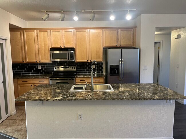Cocina - 5534 Lewis St