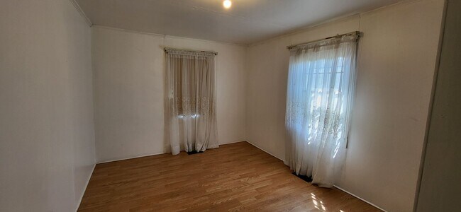 Foto del edificio - 3-Bedroom, 1-Bath House