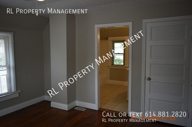 Foto del edificio - 3 bedroom 1 bathroom home in Merion Village