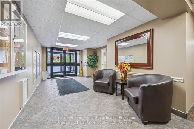 Photo du bâtiment - 625 St David St S