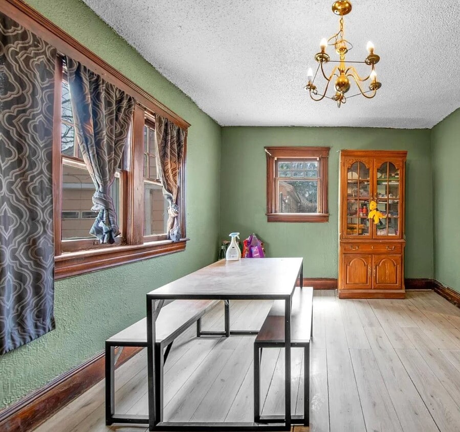 Building Photo - 507 Griswold St