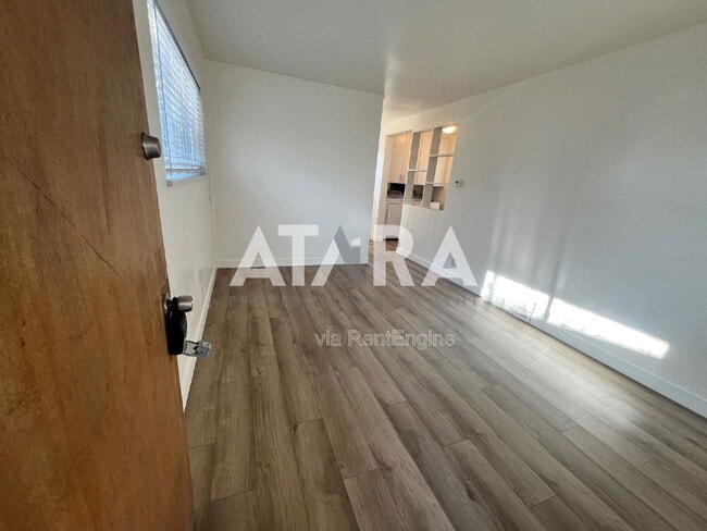 Building Photo - 2502 S 700 E