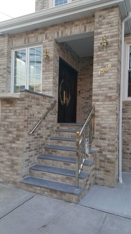 Foto del edificio - 1508 Kerrigan Ave