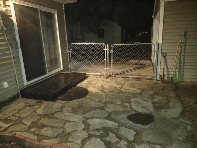 Building Photo - 2200 N 68th St