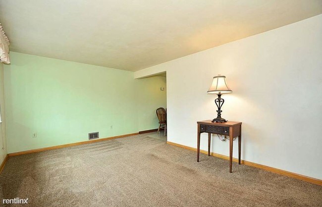 Foto del edificio - 5319 Camelia St
