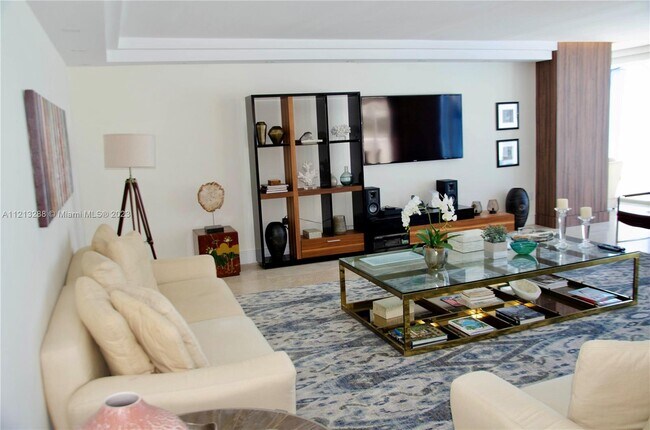 Foto del edificio - 600 Grapetree Dr