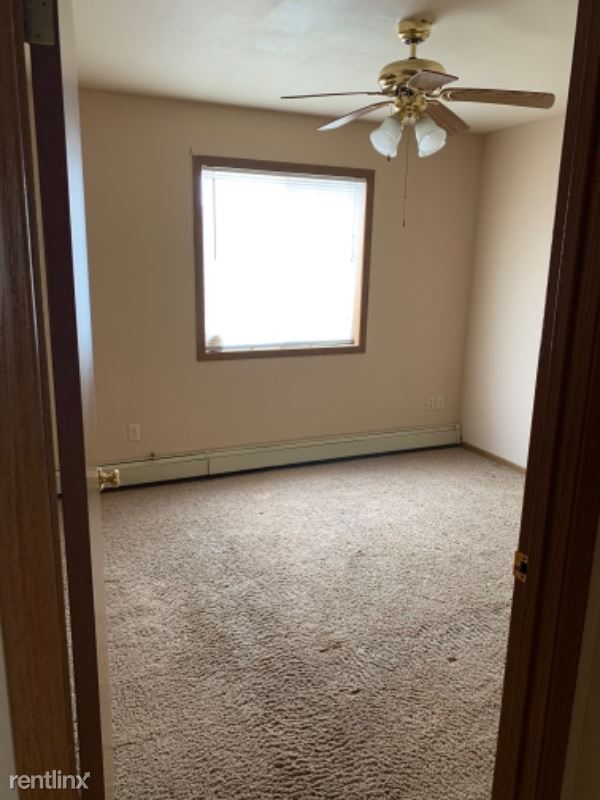 Building Photo - 2 br, 1 bath Apartment - 309 S 1st St
