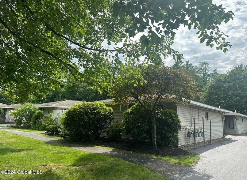 Foto principal - 9 Donna Lynn Dr