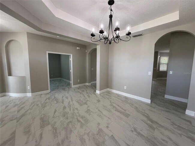 Foto del edificio - 5370 Red Leaf Ct