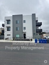 Building Photo - 3108 Seacrest Ave