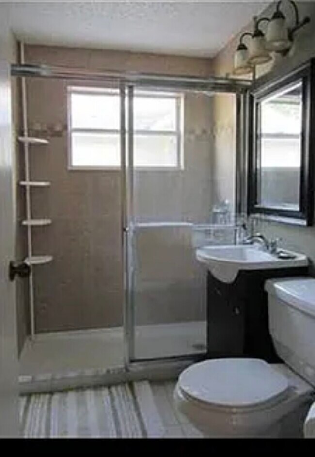 Foto del edificio - 5813 N 17th St