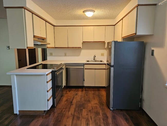 Photo - 10708 Stone Ave N Apartment