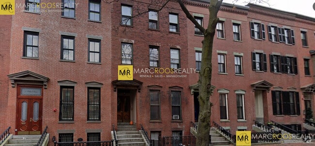 Building Photo - 8 Milford St