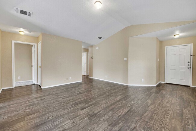 Building Photo - 6019 Old Corral