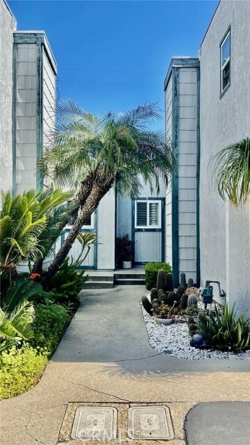 Building Photo - 12720 Newport Ave