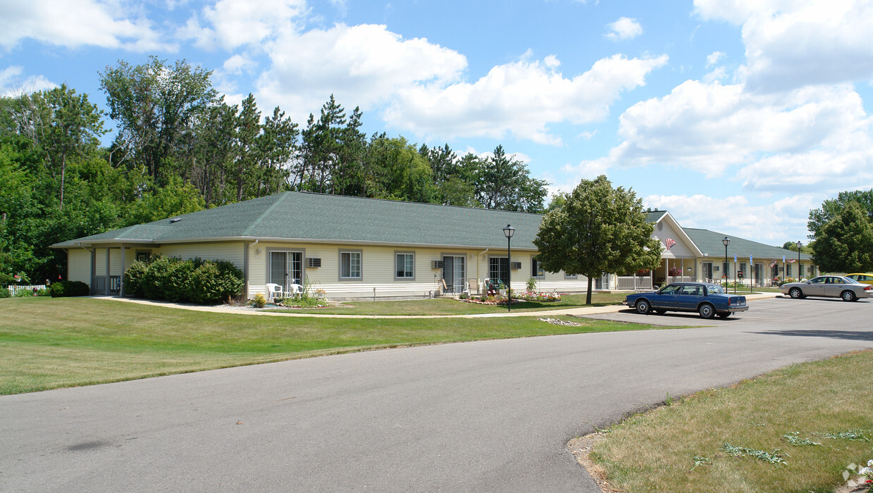 Primary Photo - Elsie Meadows Apartments