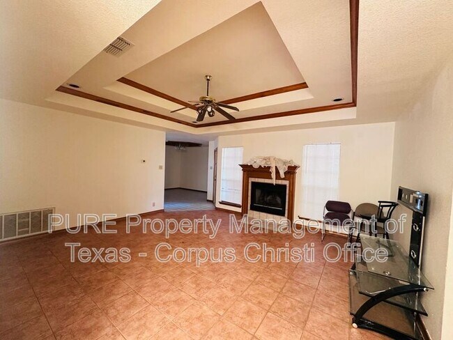 Foto del edificio - 4205 Snowbird Dr