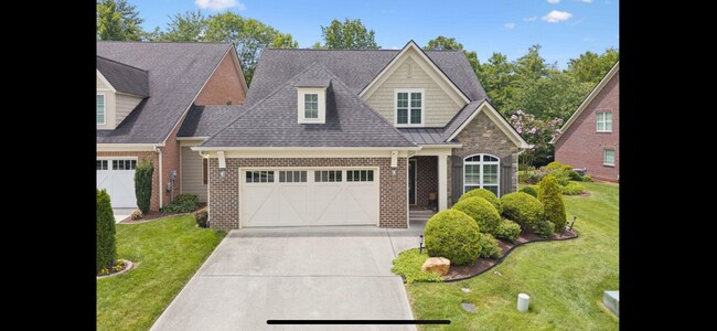 Foto del edificio - 437 Chapel Grove Ln