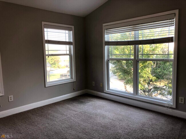 Building Photo - 203 Oconee River Cir