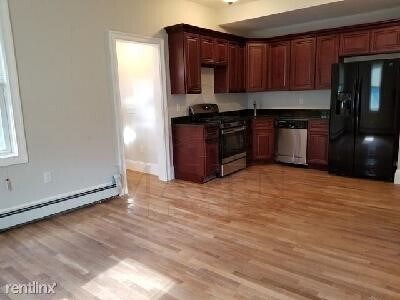 Foto del edificio - 42 Dana St