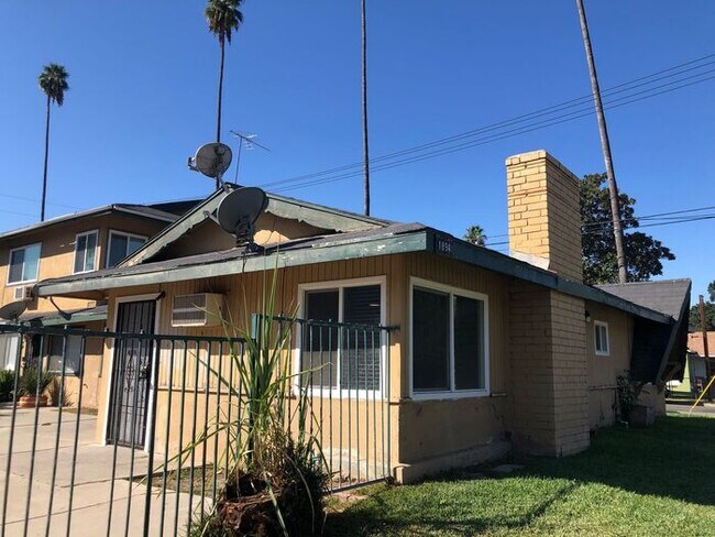 Foto del edificio - Newly updated - 2 Bedroom and 1 Bathroom h...