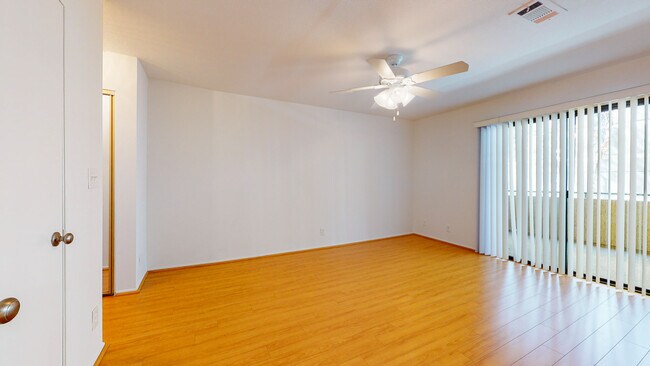 Building Photo - 1619 S Bentley Ave