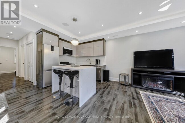 Photo du bâtiment - 8 Fraserton Crescent