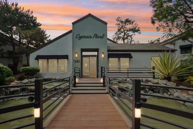 Building Photo - Cypress Point