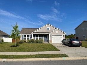 Building Photo - 13 Carriagebrook Cir